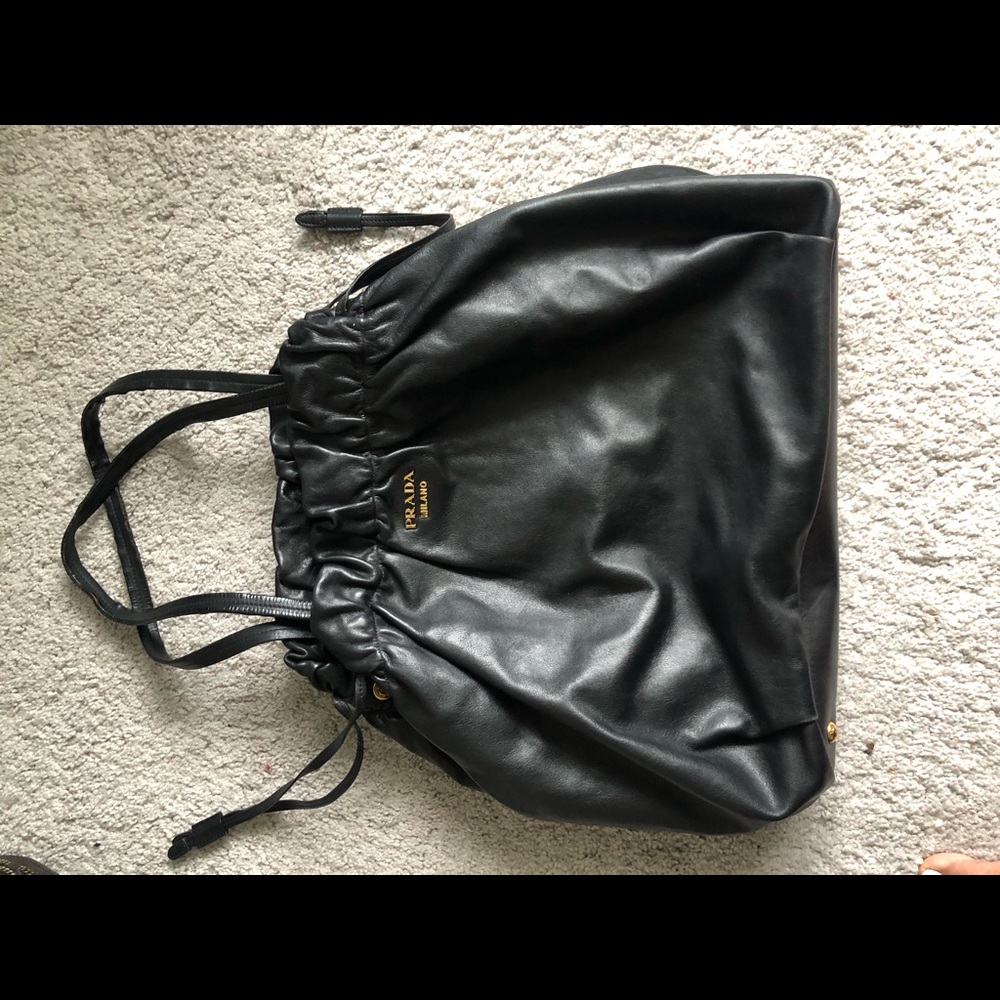 Prada saffiano leather drawstring bag large
